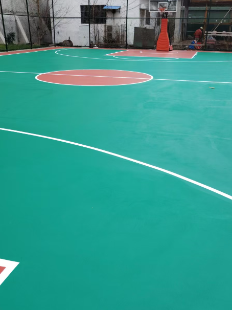 中阳 球场长期使用易出现地面开裂